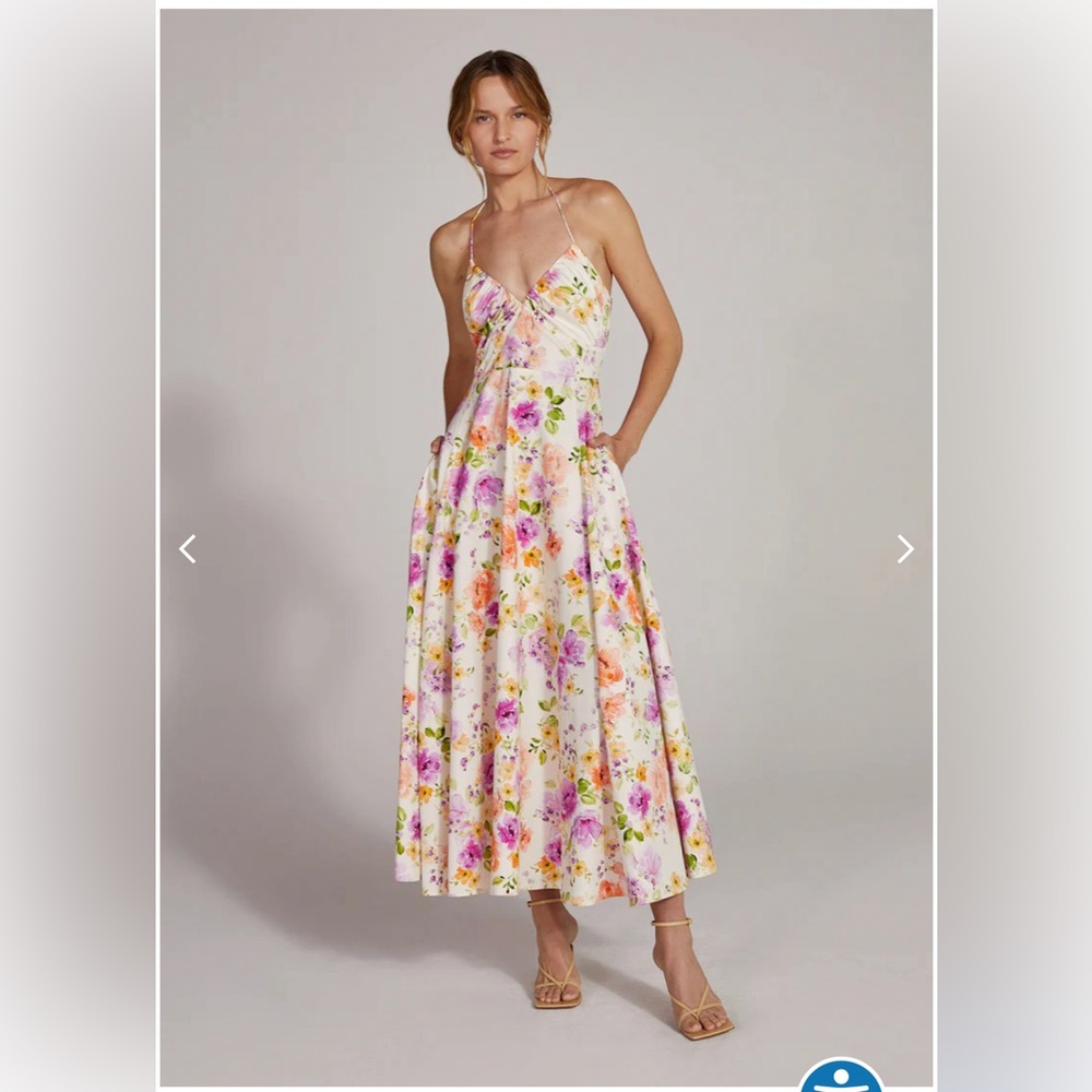 It’s a pretty dress, I just haven’t worn it and I’m trying to empty my closet!